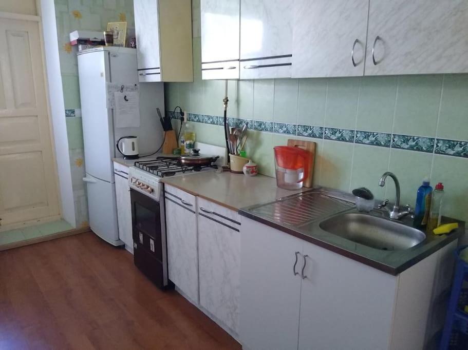 2 Bedroom House With A Terrace Vadul lui Vodă Esterno foto