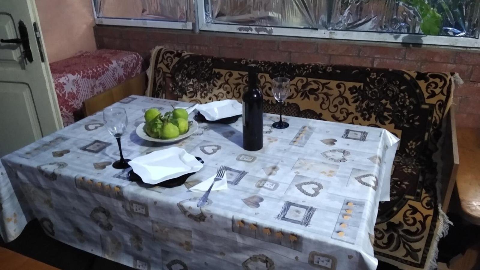 2 Bedroom House With A Terrace Vadul lui Vodă Esterno foto
